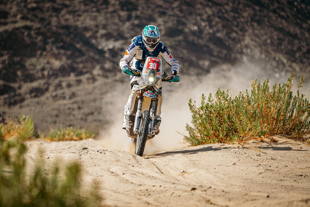 Winning the Dakar Malle Moto: Arunas Gelazninkas // Cross Country ADV